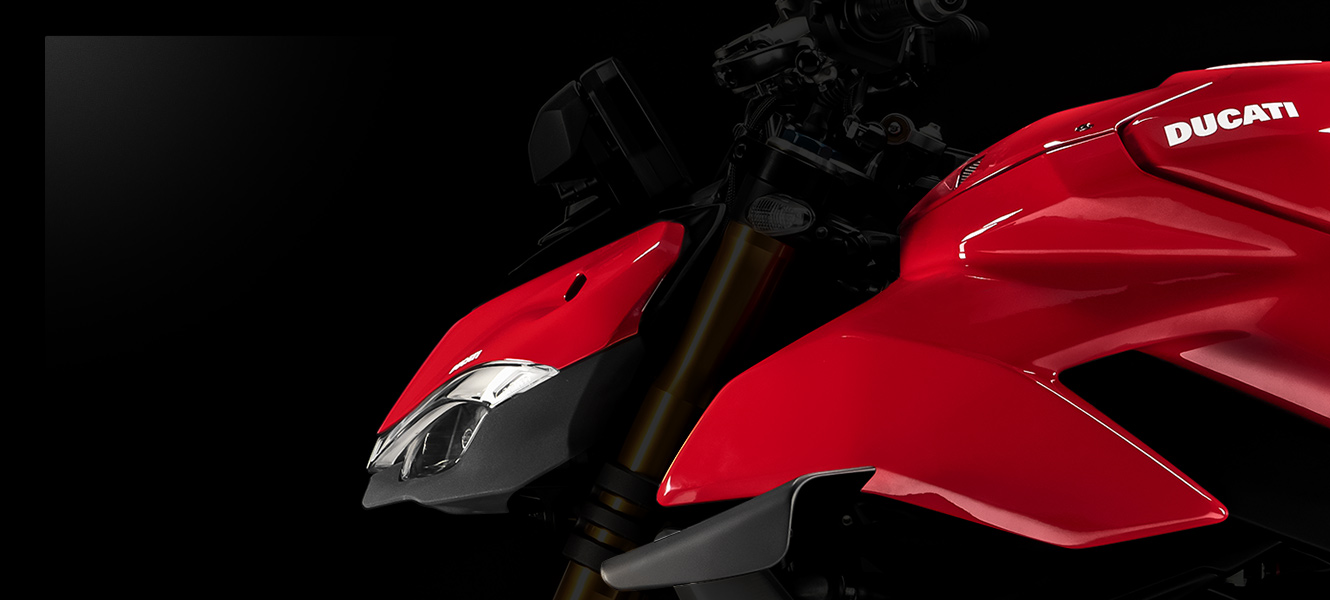 Streetfighter-V4-Red-Y20-Airbox-04-banner-Full-1330x600